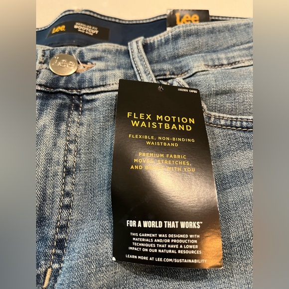 NEW Lee Ultra Lux Comfort Mid Rise BootCut Jeans- 16 Medium - Picture 12 of 13